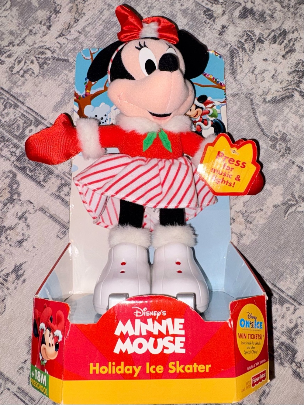 Disney Minnie Mouse Holiday Ice Skater Shoes — White & Red